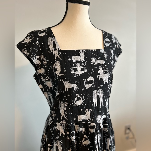 NWT Mata Traders Rupi Square Zodiac 50's Inspired A-Line Women's Dress Sz M - Picture 4 of 8